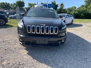 2016 Jeep Cherokee Latitude - Exterior Front Center Image